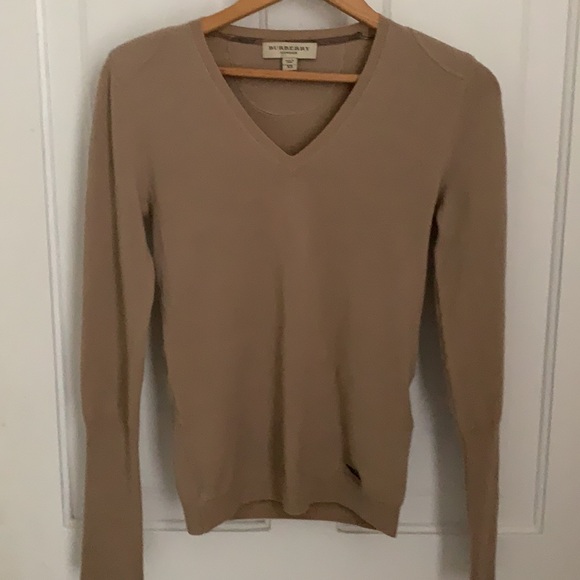 Burberry sweater - Picture 3 of 8